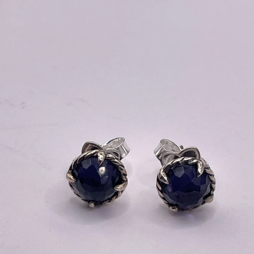 David Yurman Chatelaine Earrings with Black Orchid - Picture 4 of 12